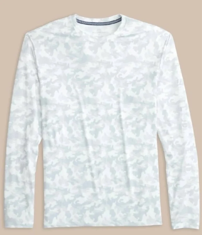 Island Camo Long Sleeve Performance T-Shirt In Classic White