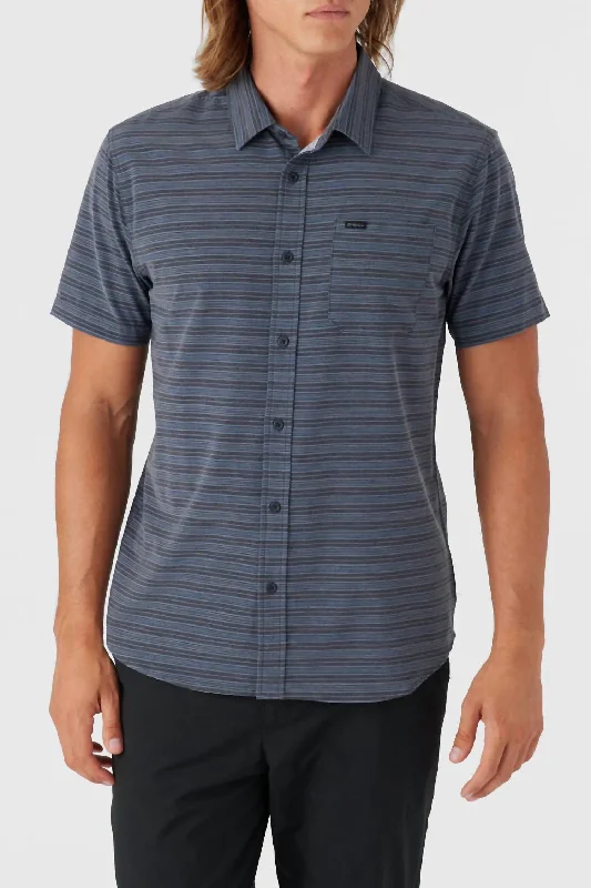 Trvlr Upf Stripe Standard Shirt In Black