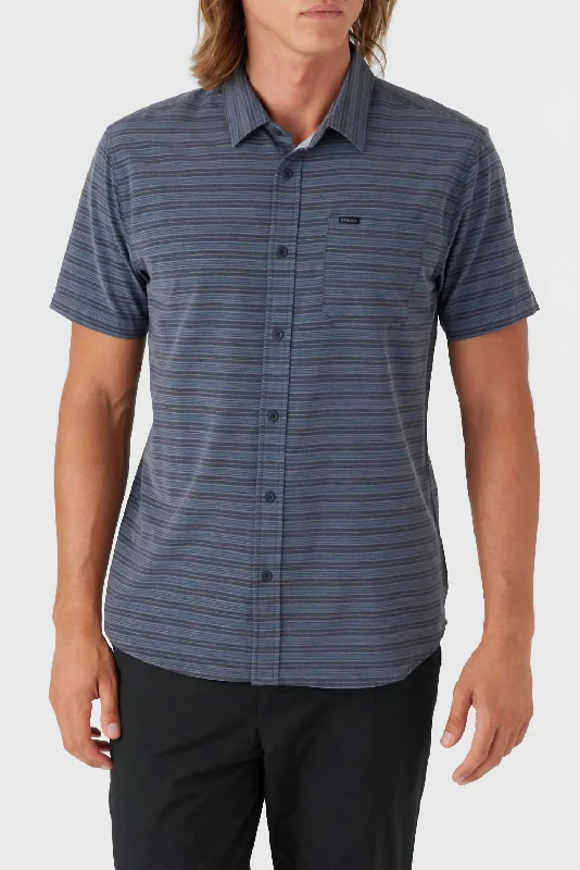 Trvlr Upf Traverse Stripe Shirt In Black